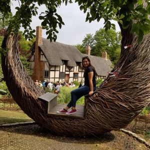 Meet your Posher, Catherine